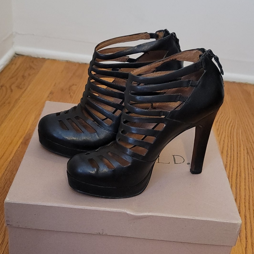 ROSEGOLD black cage booties 38/8